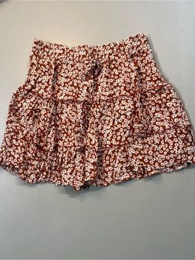 Alelly Women’s Floral Tiered Ruffle Mini Skirt Rust White Boho Size Medium